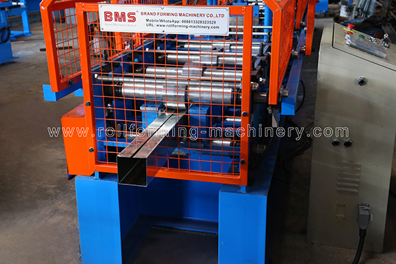 เครื่องตัดโพสต์