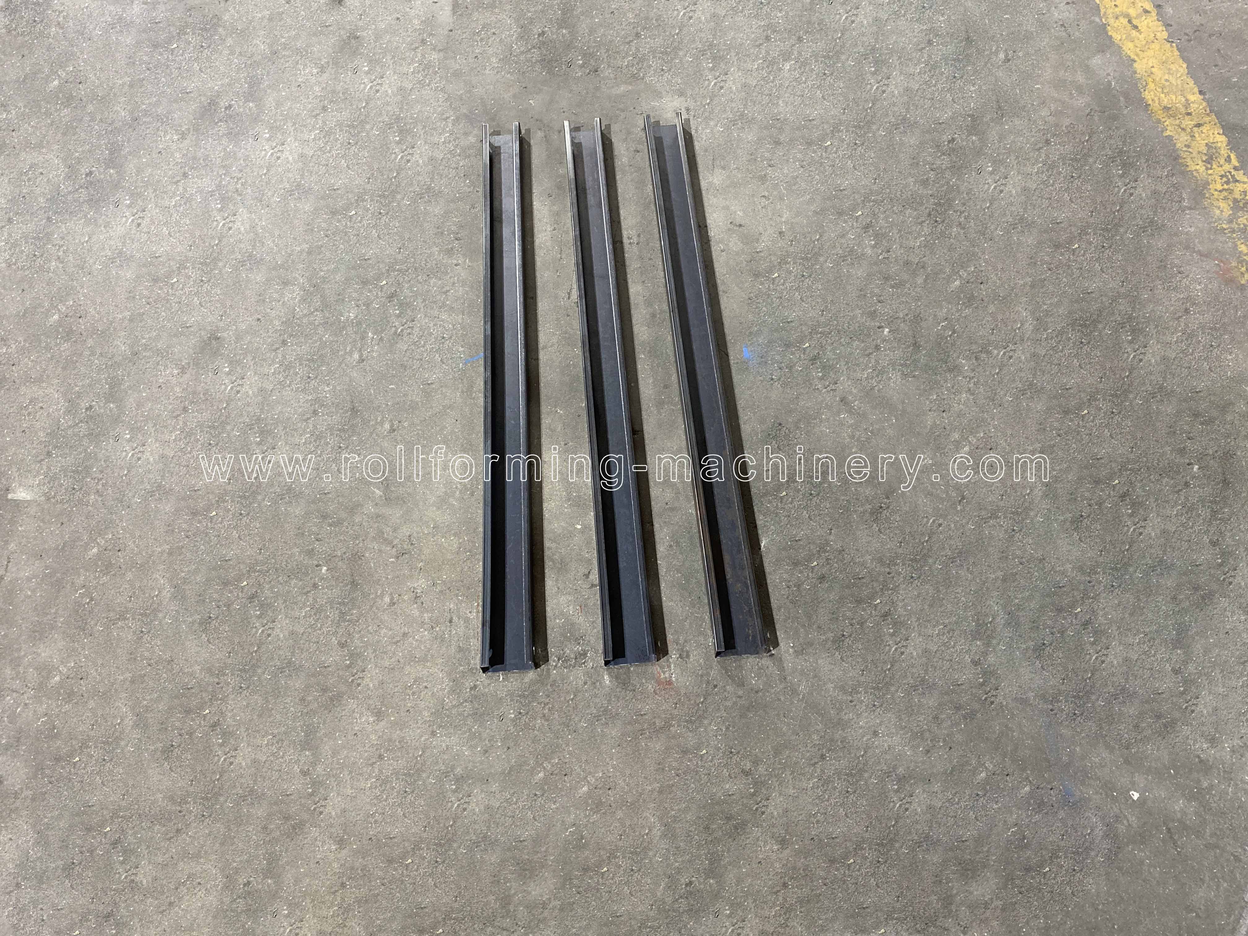 เครื่องขึ้นรูปม้วน